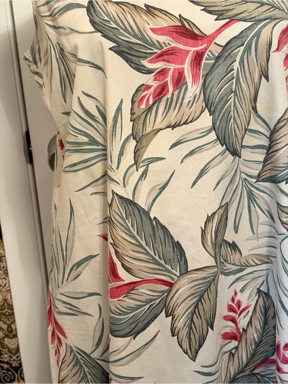 VACATION NIGHTS !Sleeveless Floral A-Line Dress in Cream and Coral 100% Cotton - Picture 6 of 16